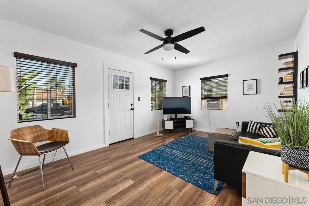 4176 Pepper Property Photo 7