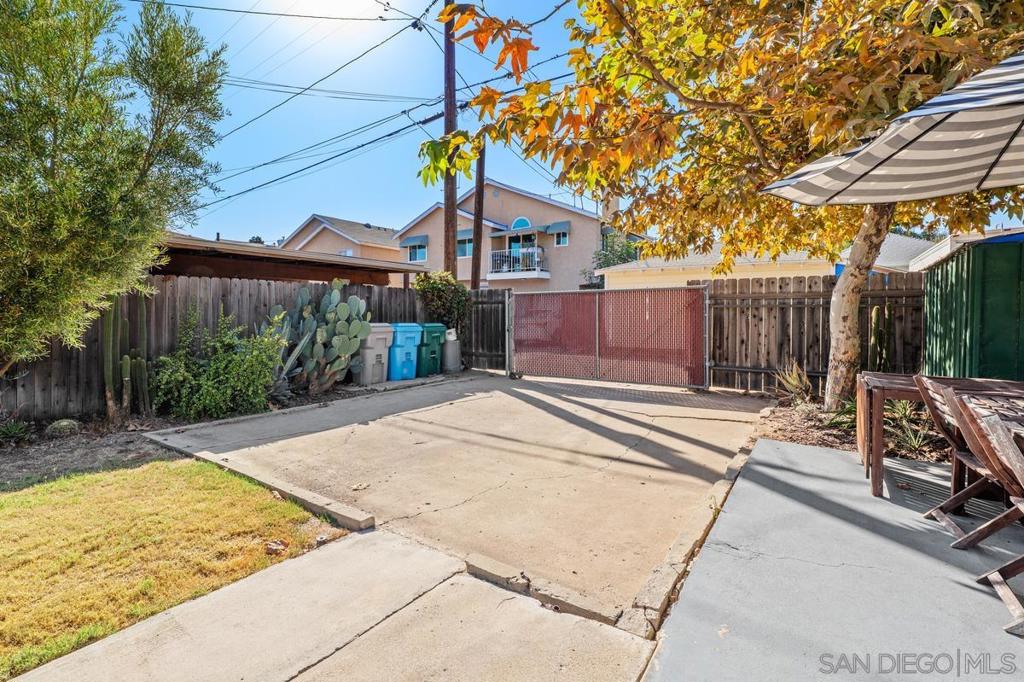 4176 Pepper Property Photo 29