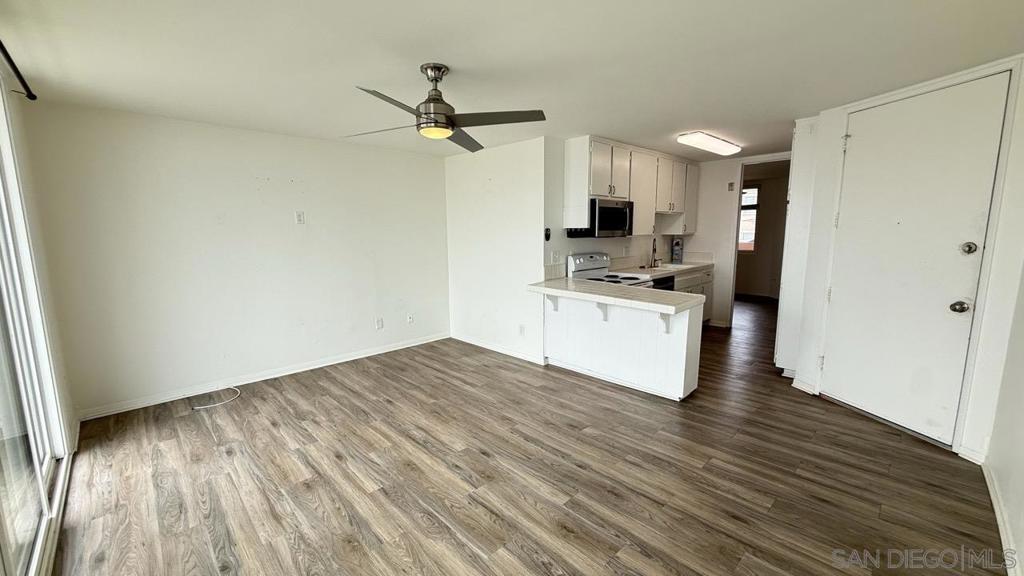 725 Redondo Ct 22 Property Photo 4