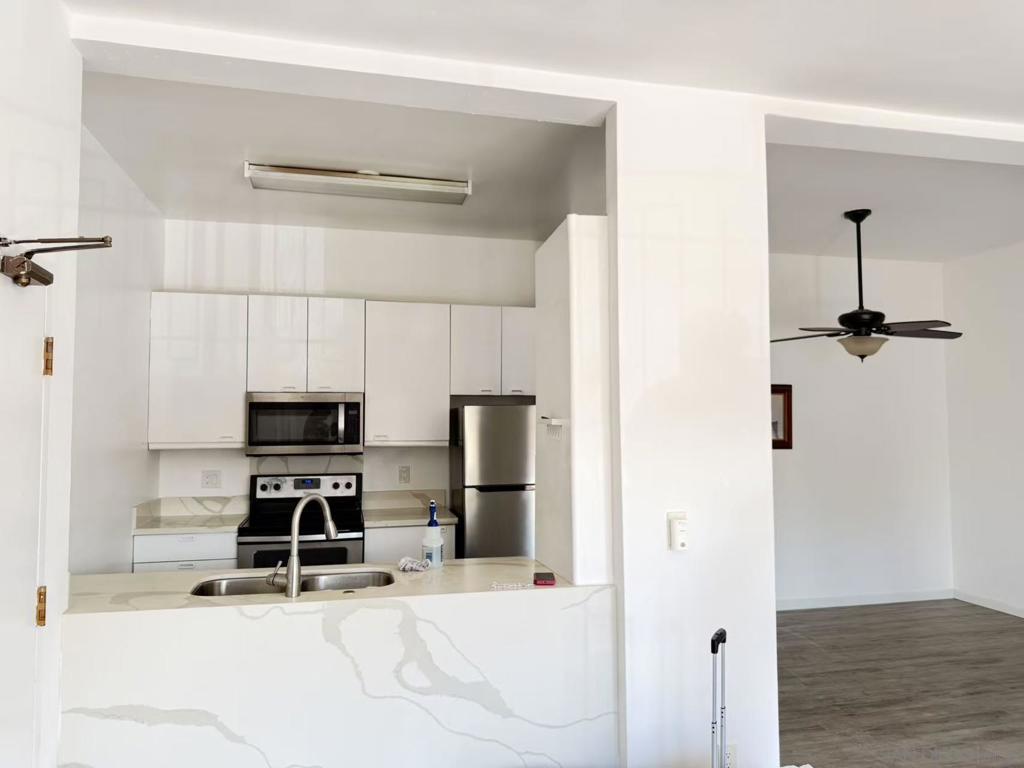 8320 Regents Road 2p Property Photo 6