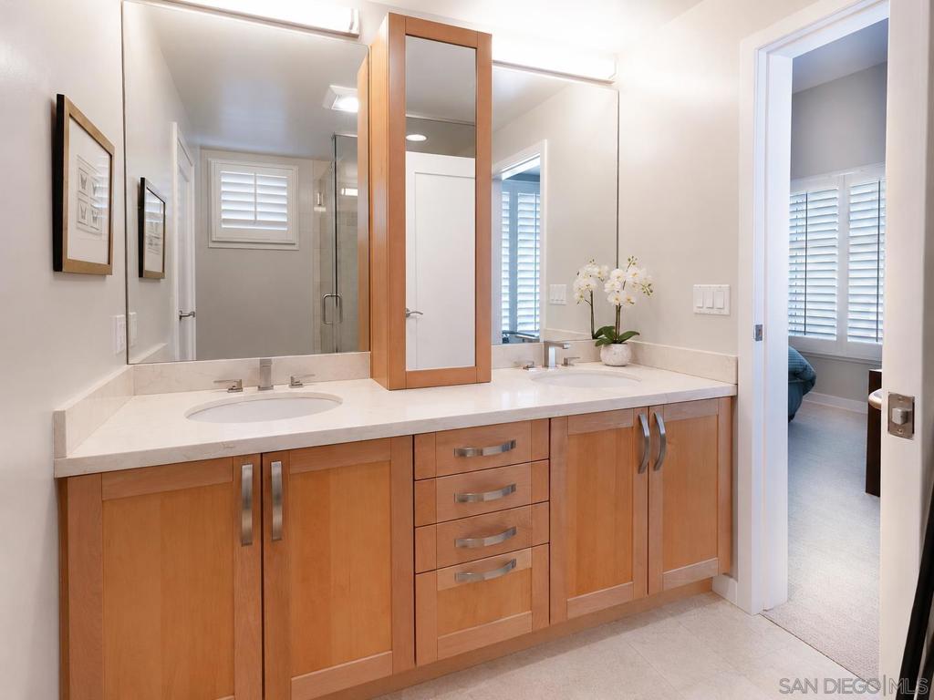5482 La Jolla L103 Property Photo 12