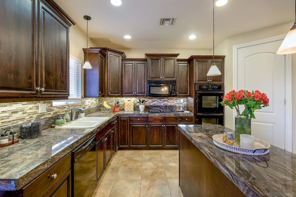 3436 Laurashawn Ln Property Photo 16