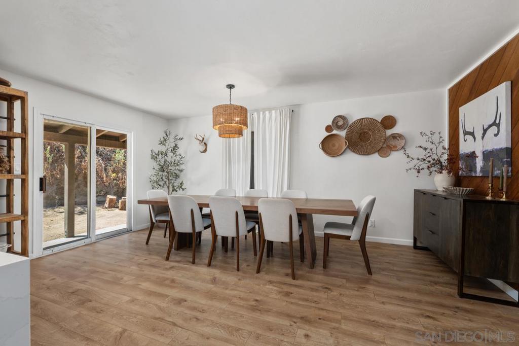 12261 Linroe Drive Property Photo 15