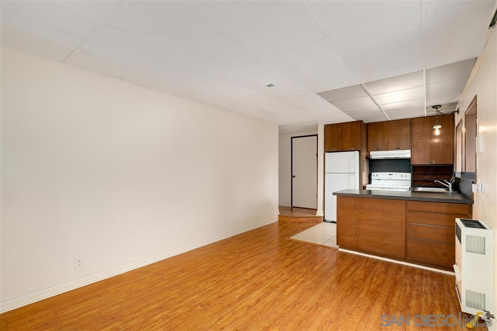 4965 Wightman St Property Photo 11