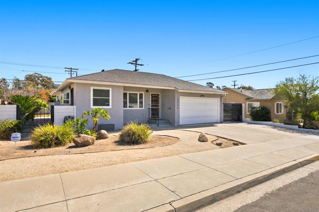 7235 Grable Property Photo 1
