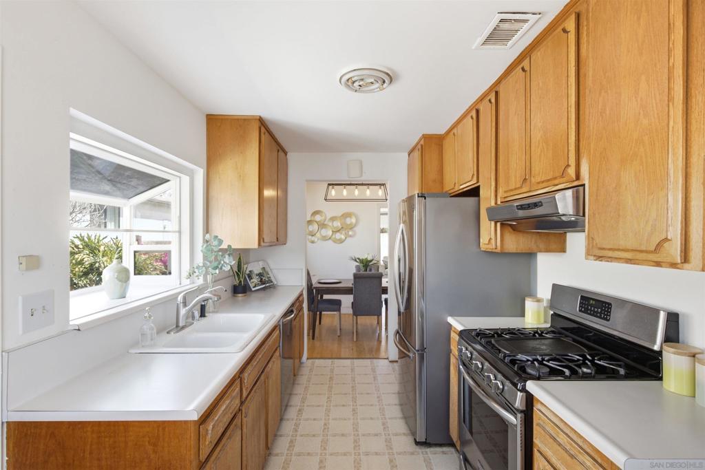 7235 Grable Property Photo 10