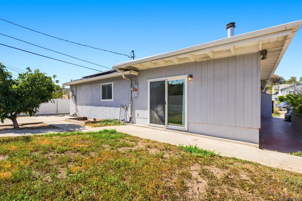 7235 Grable Property Photo 15
