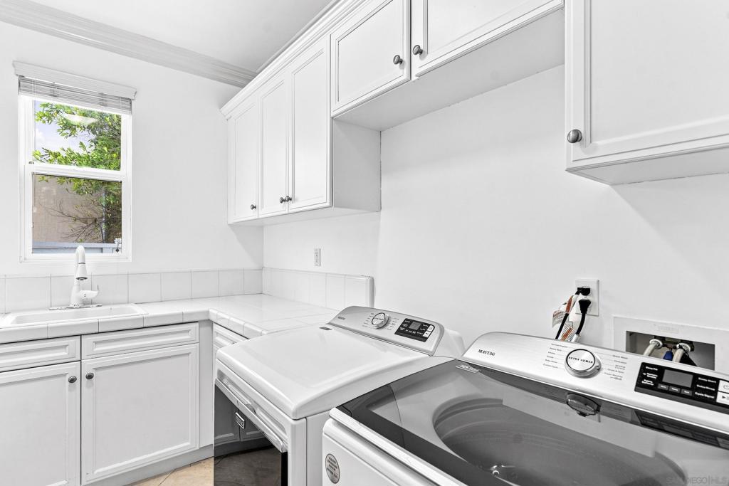 851 Shadow Ridge Pl Property Photo 18