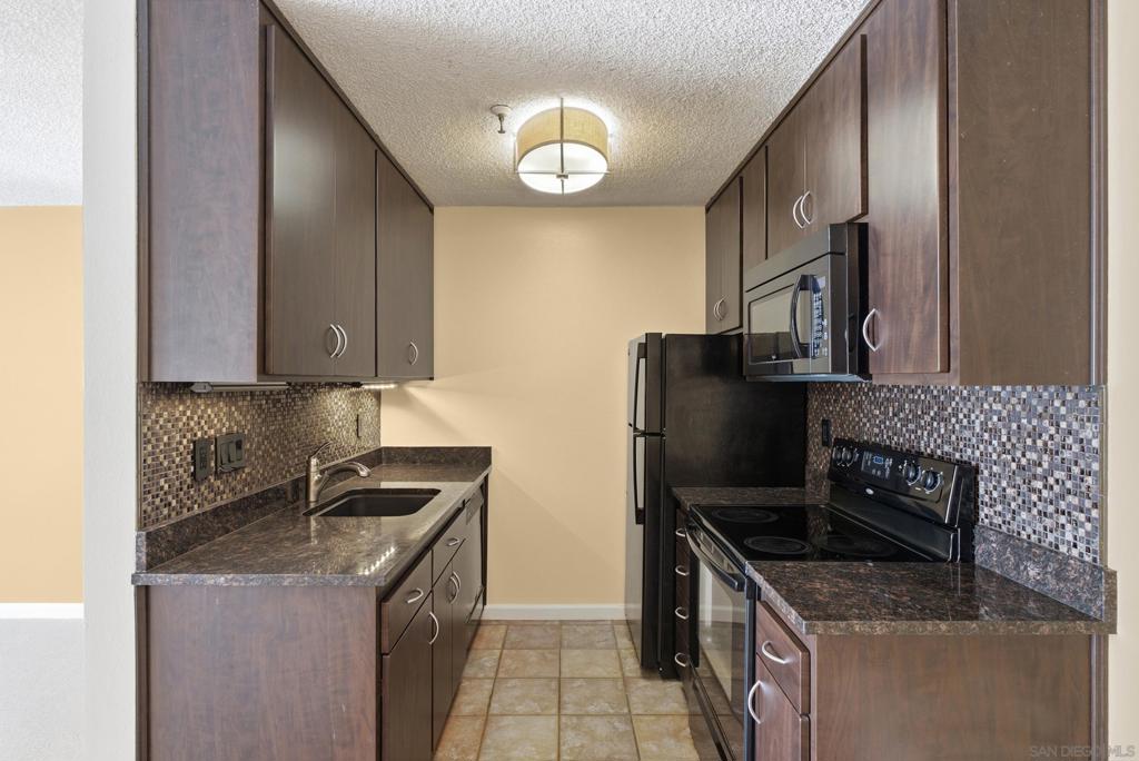 4730 Noyes 217 Property Photo 15