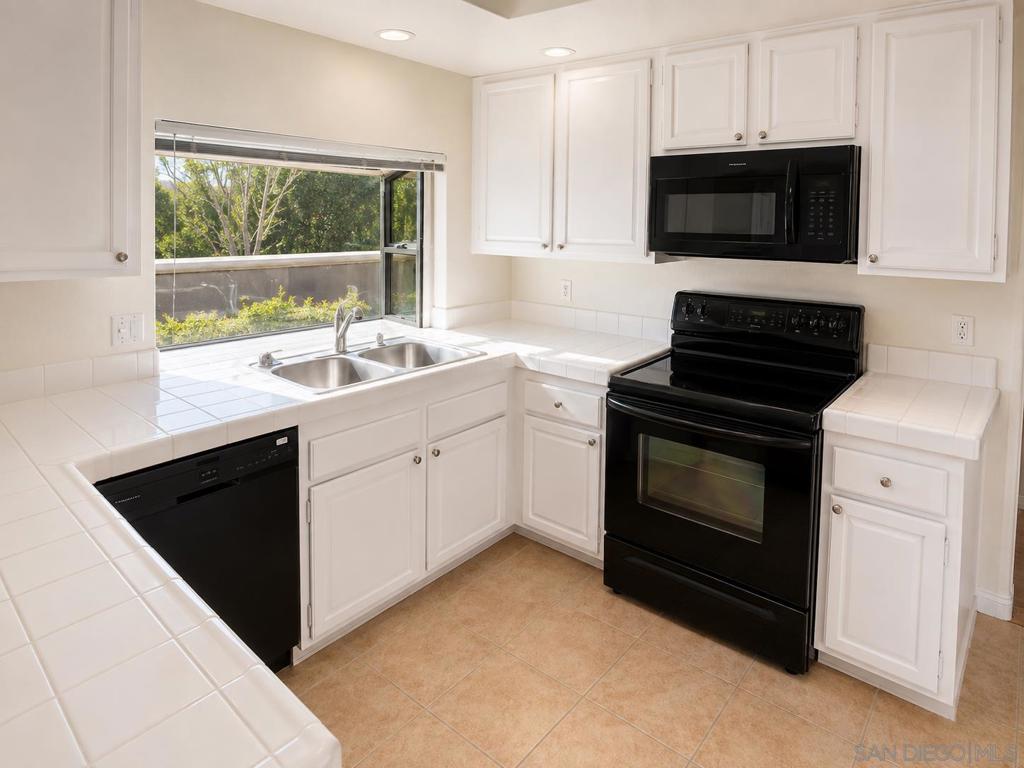 1134 Catspaw Place Property Photo 6