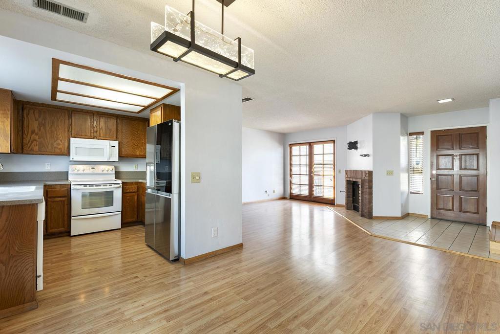 1415 Summit Drive Property Photo
