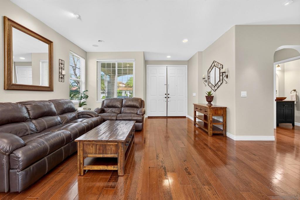 6657 Curlew Terrace Property Photo 7