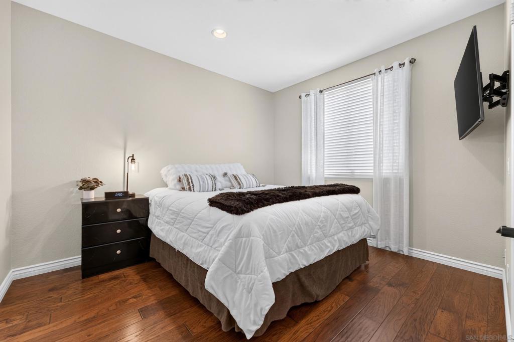 6657 Curlew Terrace Property Photo 44