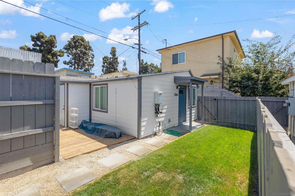 316 S Ditmar Property Photo 27