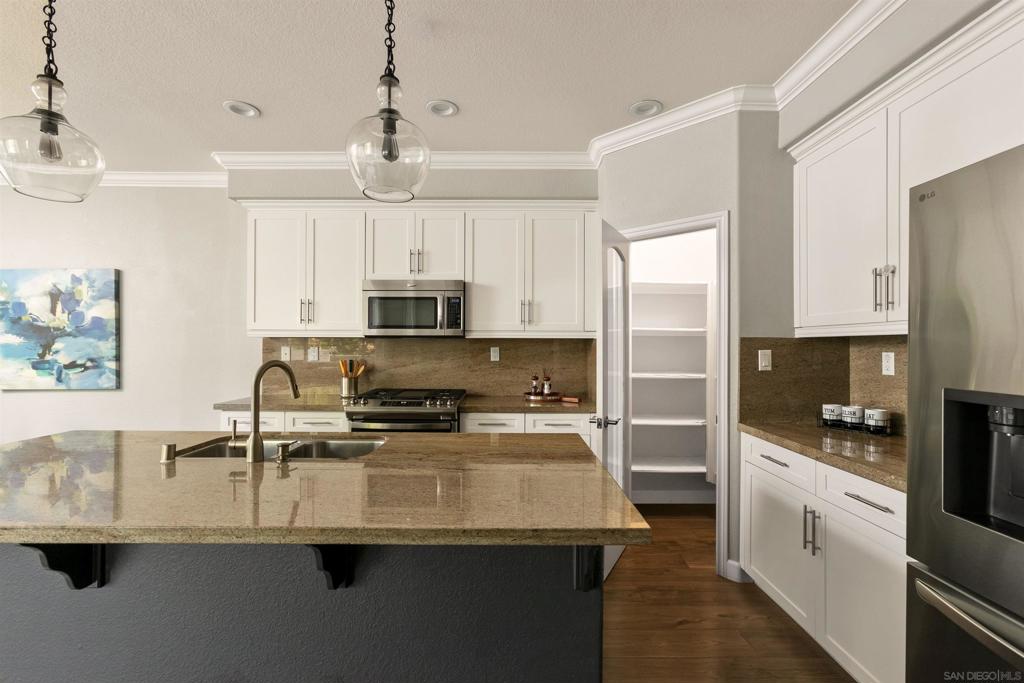 2662 Rawhide Property Photo 9