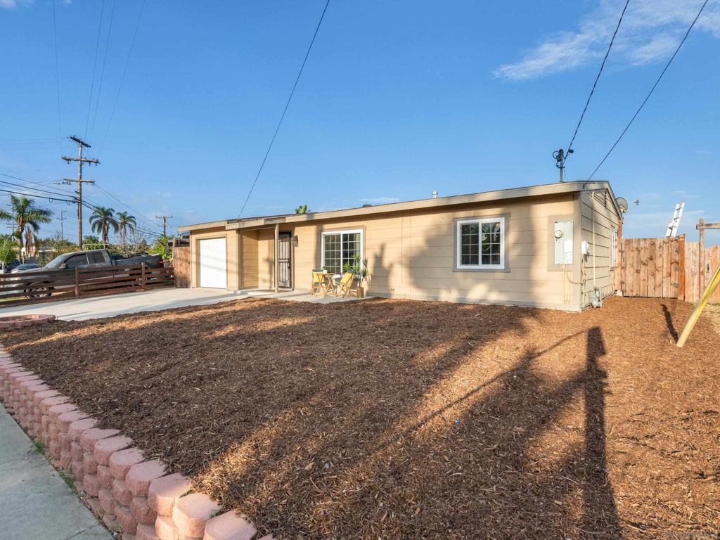 901 Capistrano Property Photo 31