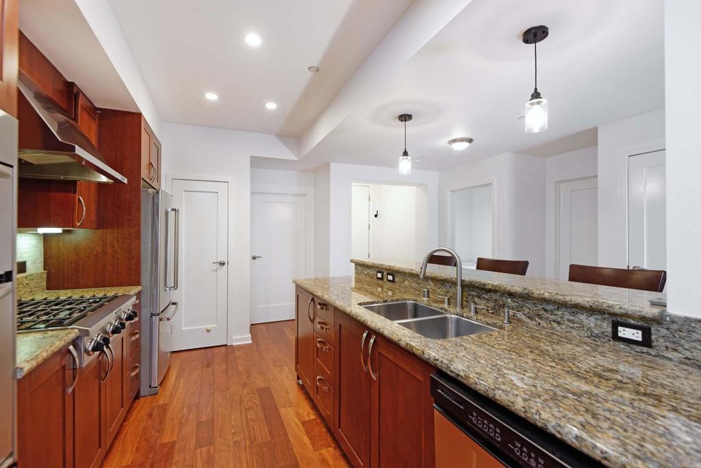 5440 La Jolla Blvd E103 Property Photo 6
