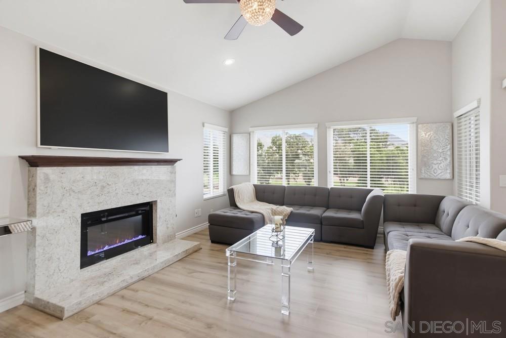 2767 Blackbush Property Photo 4