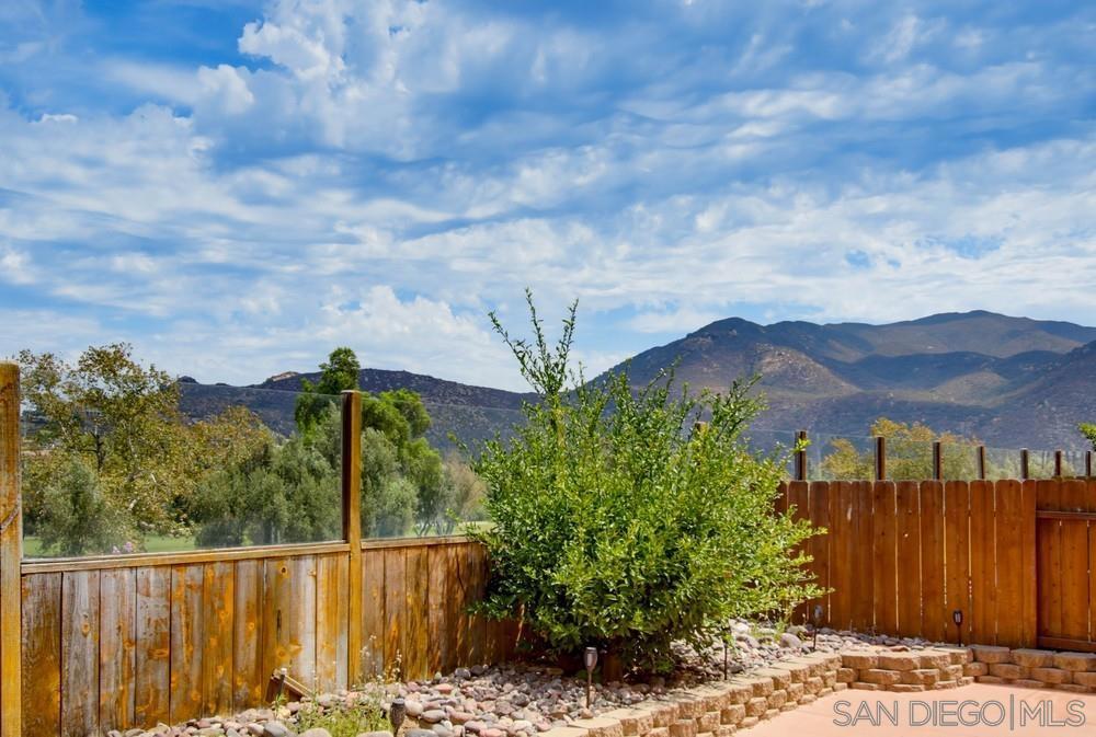 2767 Blackbush Property Photo 42