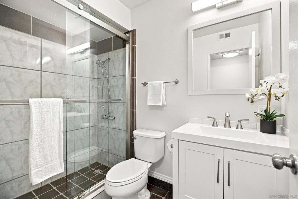 6852 Belle Glade Ave Property Photo 23