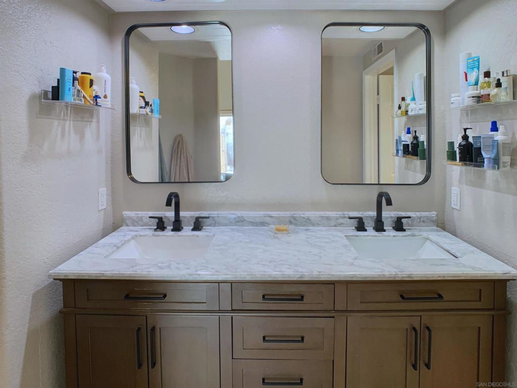 2934 Manzanita View Dr. Property Photo 26