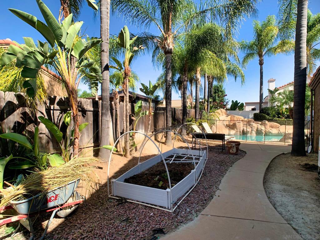 2934 Manzanita View Dr. Property Photo 45