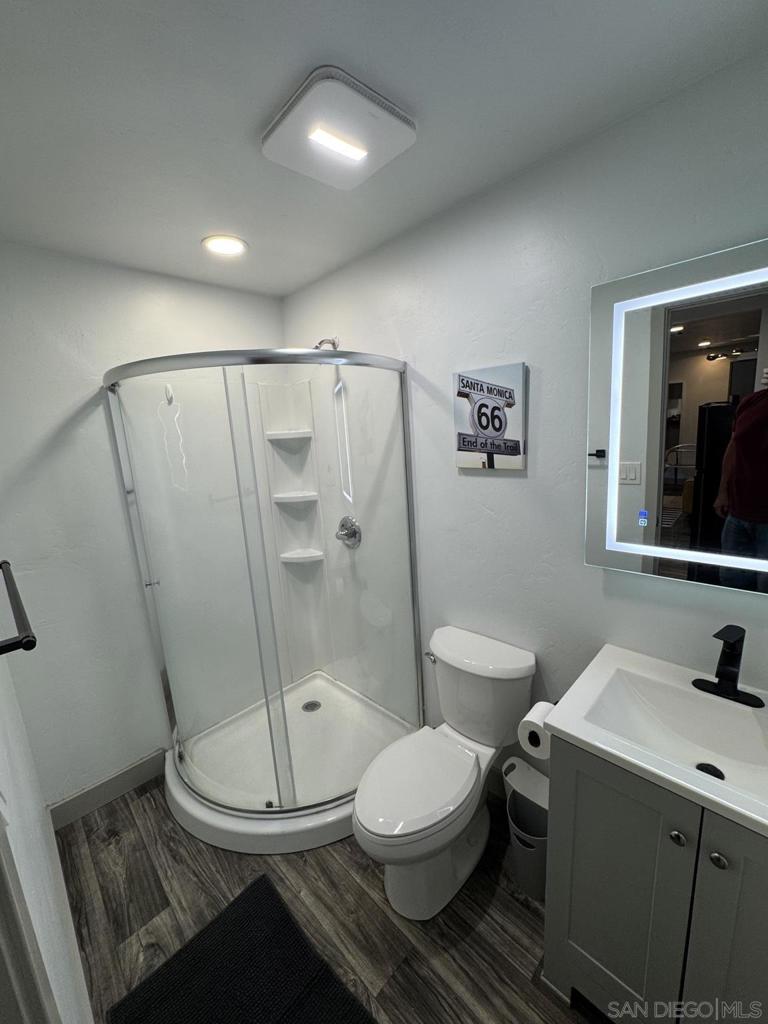 3253 Acacia St Property Photo 8