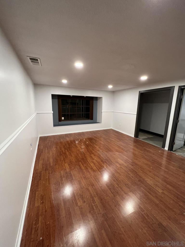 3253 Acacia St Property Photo 18