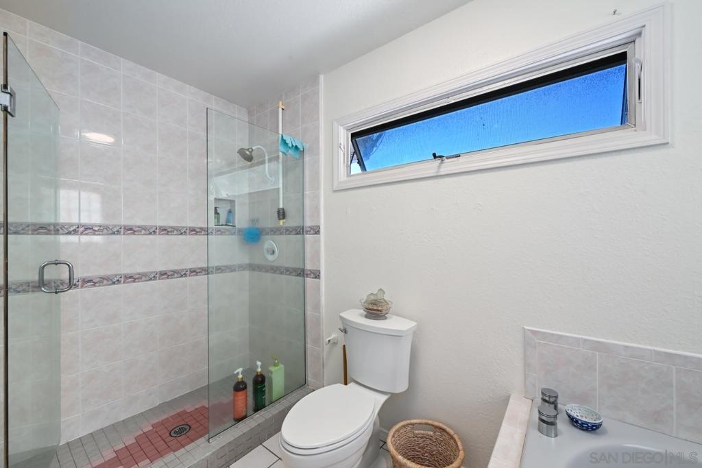 2884 Brandeis Dr. Property Photo 18