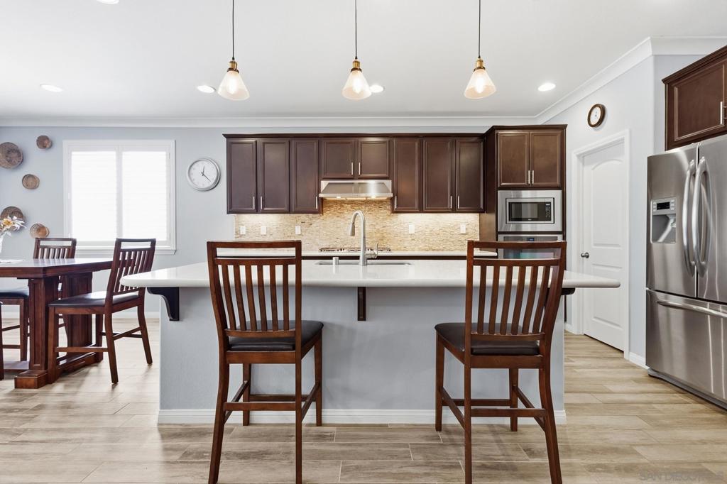 39186 Clydesdale Circle Property Photo 4