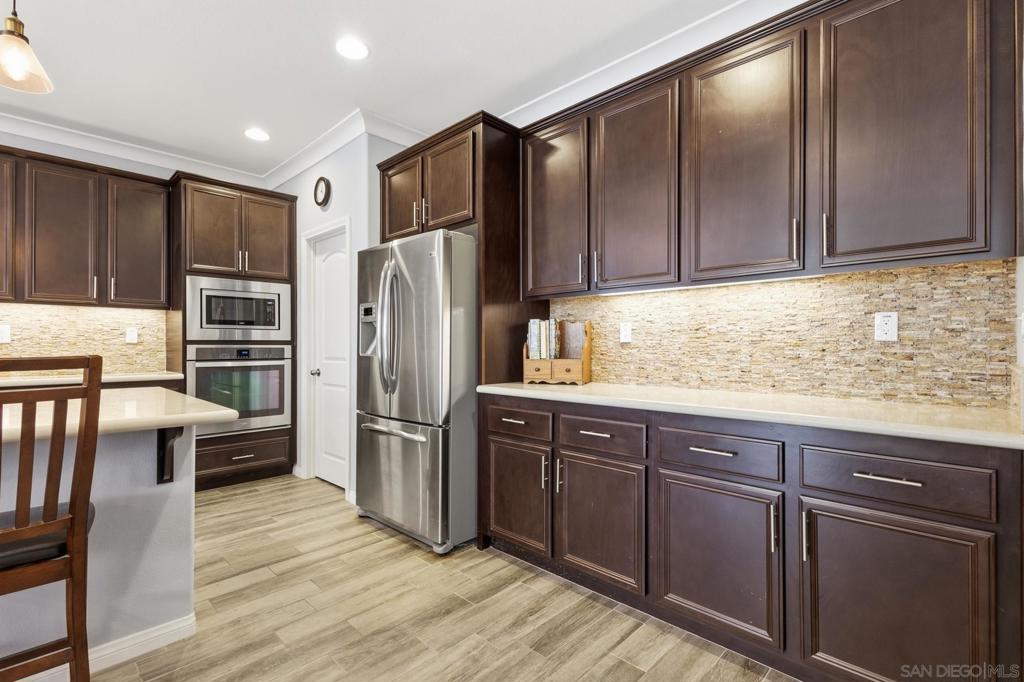 39186 Clydesdale Circle Property Photo 6