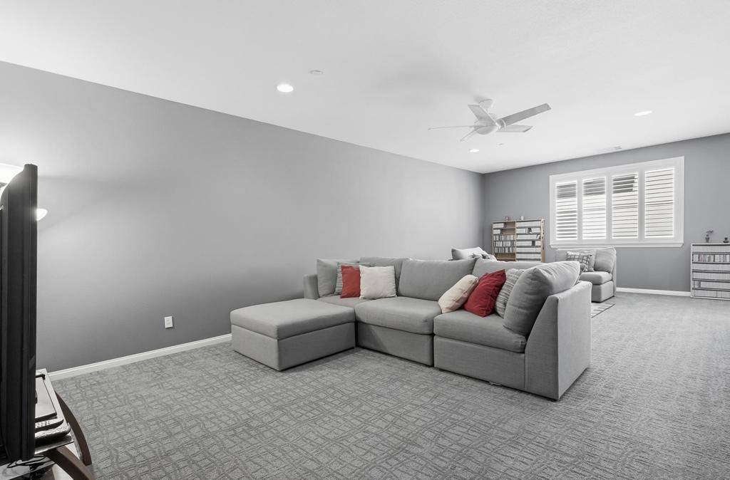 39186 Clydesdale Circle Property Photo 25