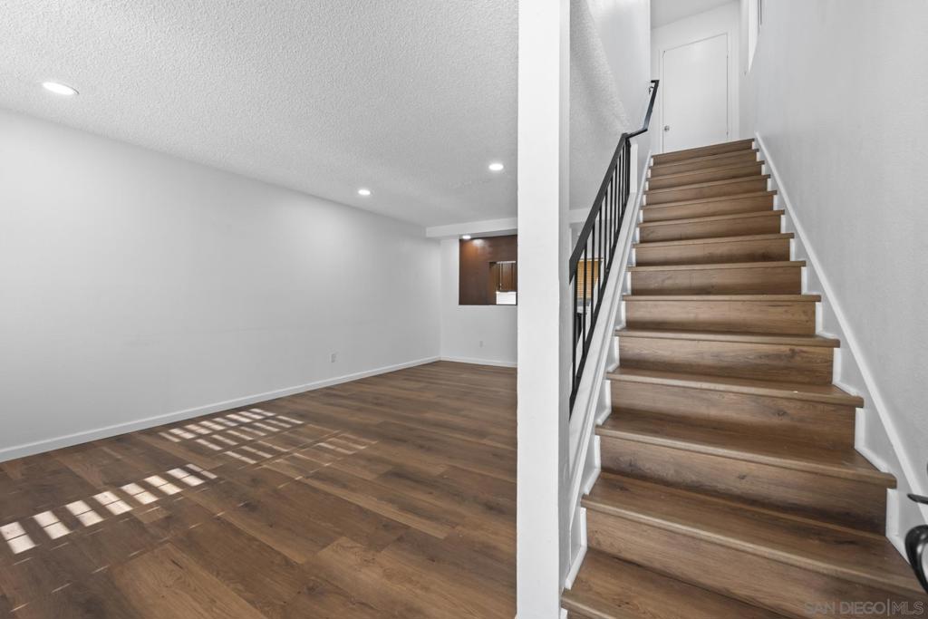 1512 Gustavo Street Unit B B Property Photo 3