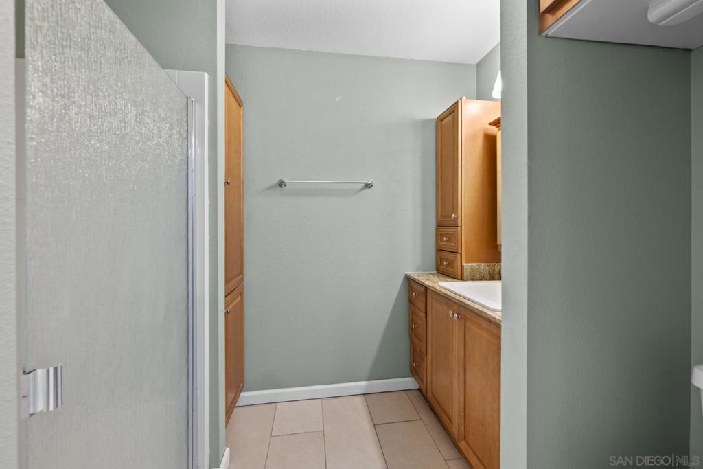 1512 Gustavo Street Unit B B Property Photo 9