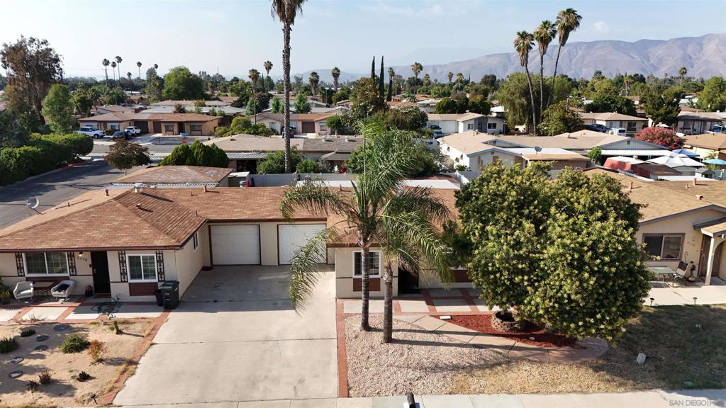 2386 San Bernardo Ave Property Photo 2