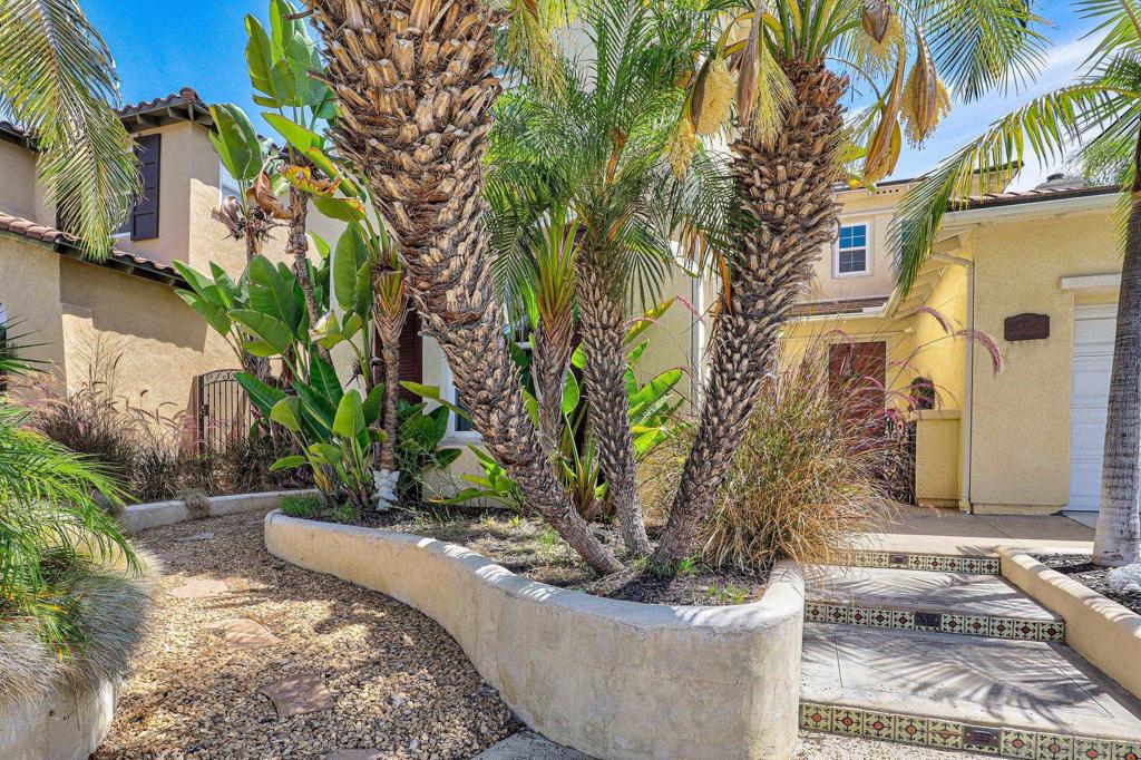 359 Plaza Toluca Property Photo 3