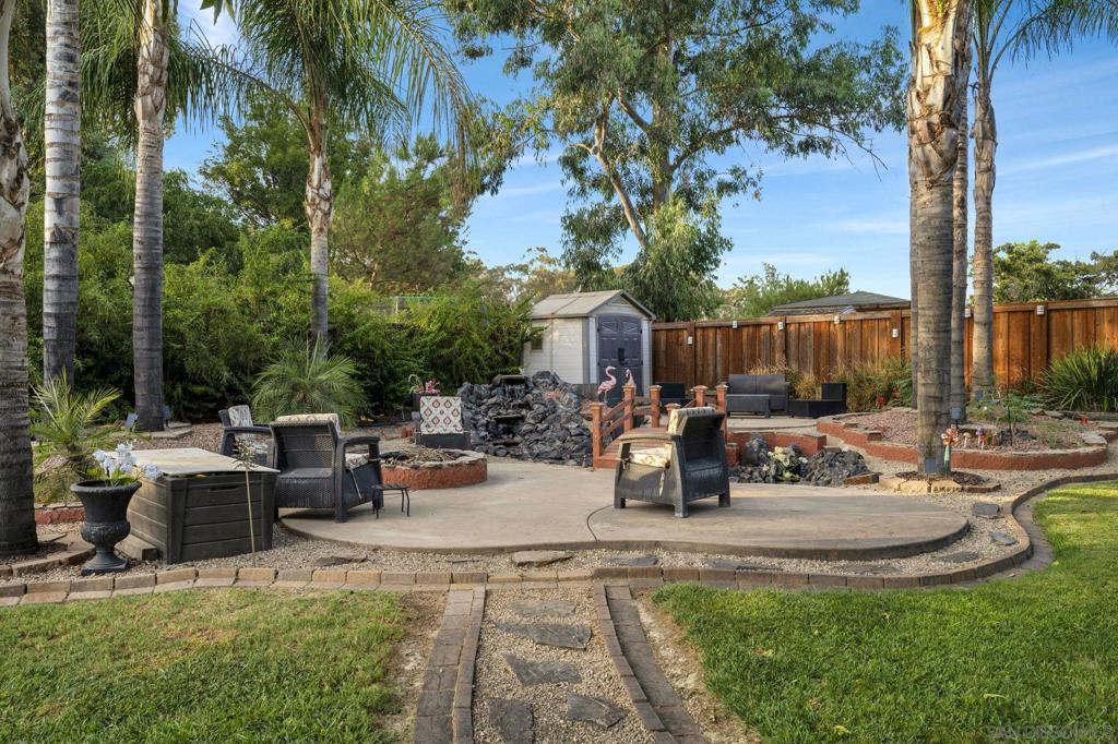 2147 Raymond Ave Property Photo 41