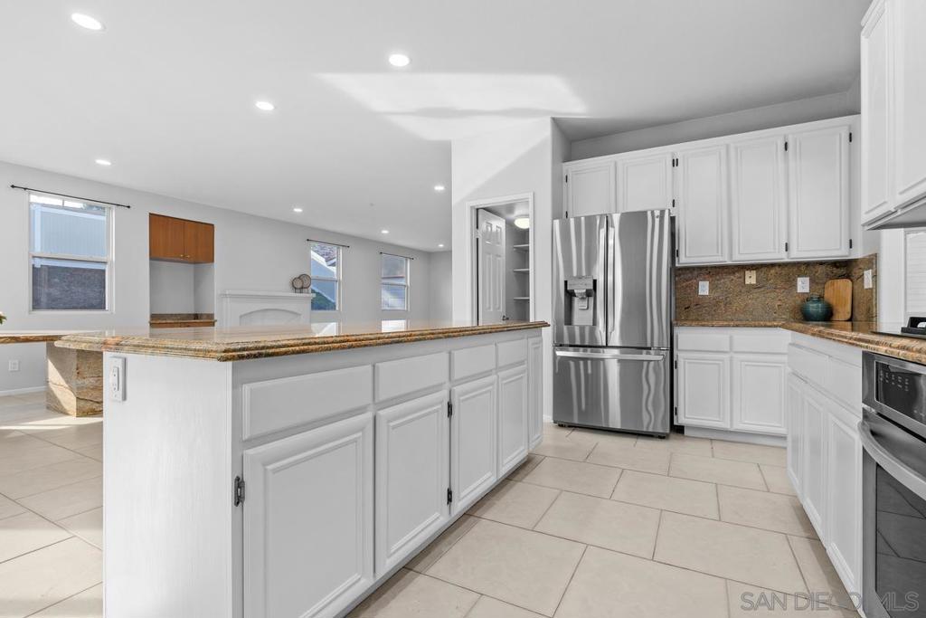 9910 Mollie Property Photo 10