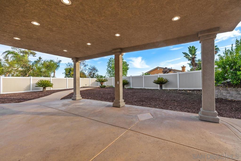 9910 Mollie Property Photo 22
