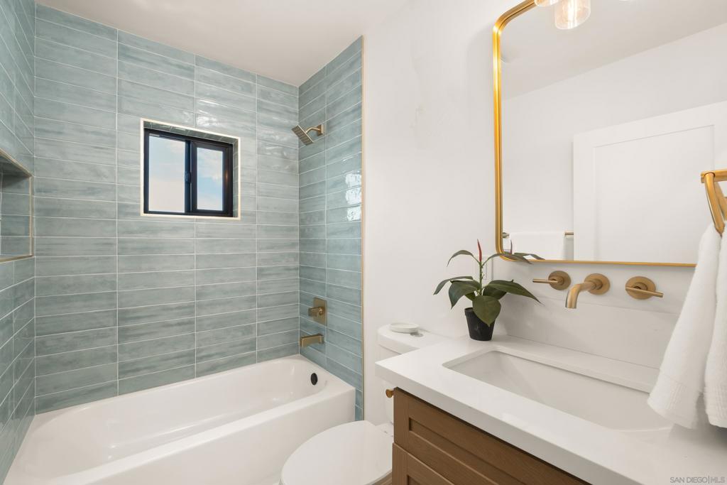 1529 Beryl St Property Photo 22