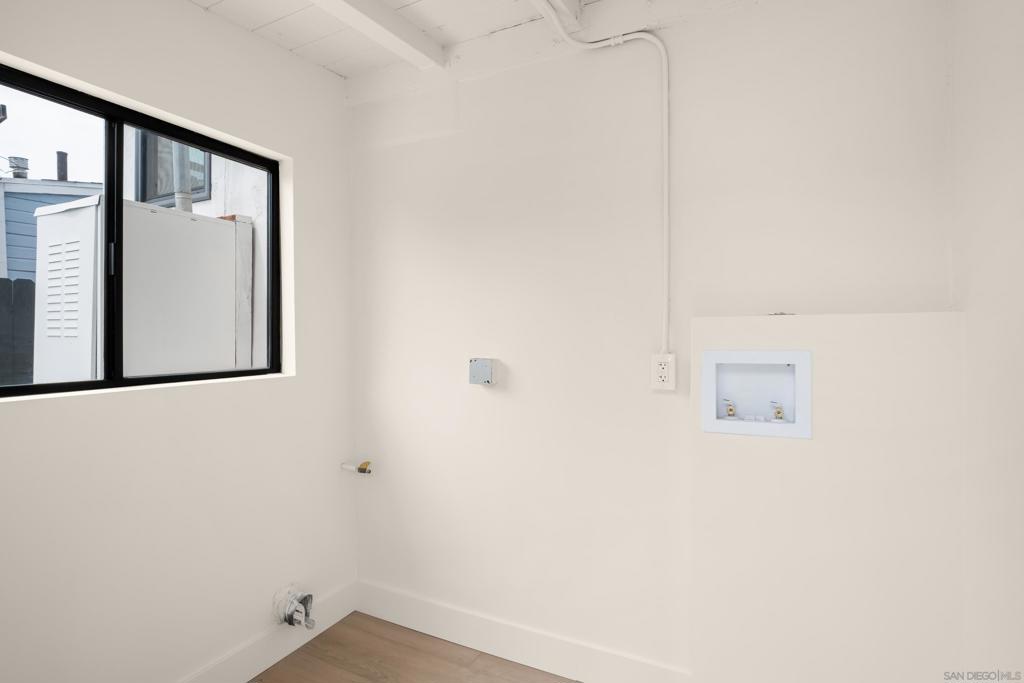 1529 Beryl St Property Photo 32
