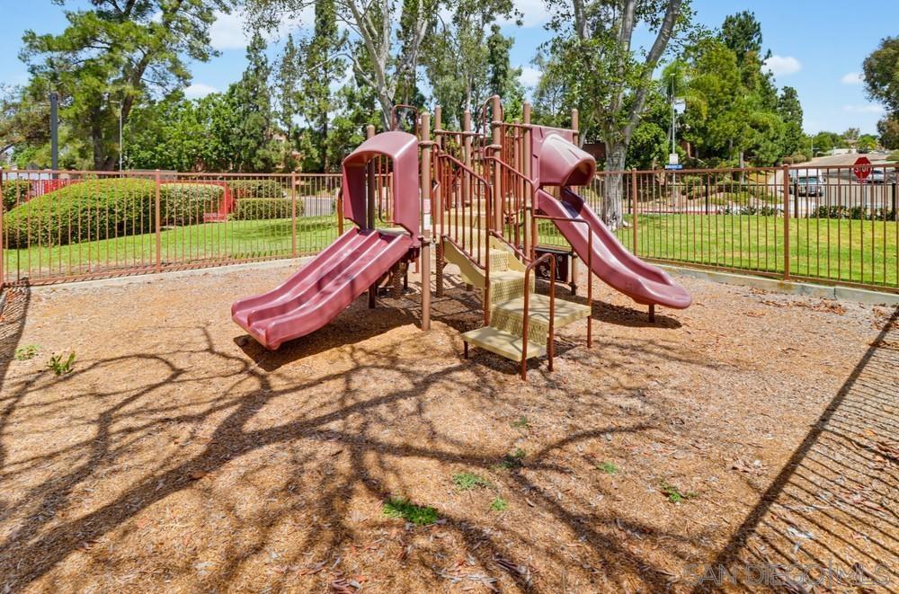 260021167SD Property Photo 18