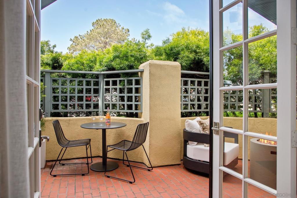 7729 Ivanhoe Avenue Property Photo 10