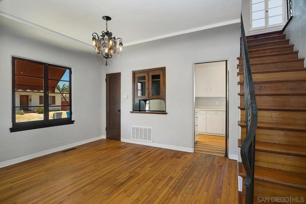 1240 Golden Gate Dr. Property Photo 15