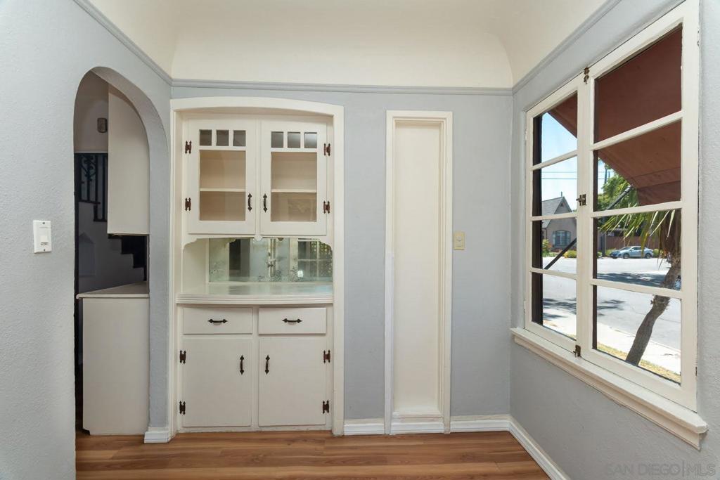 1240 Golden Gate Dr. Property Photo 24