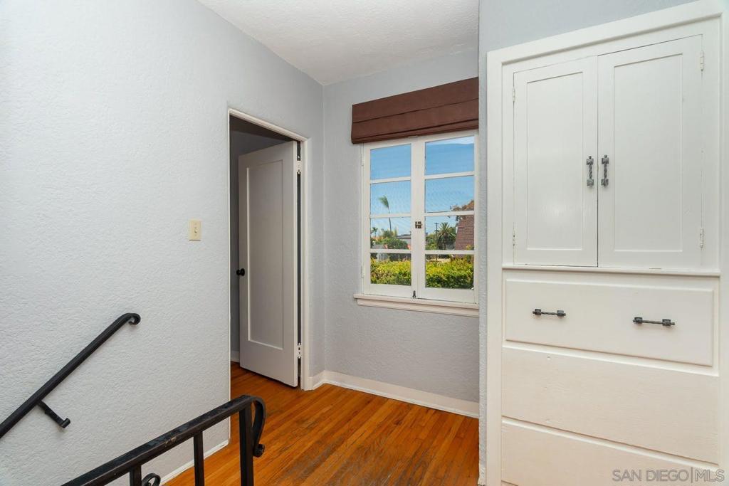 1240 Golden Gate Dr. Property Photo 29