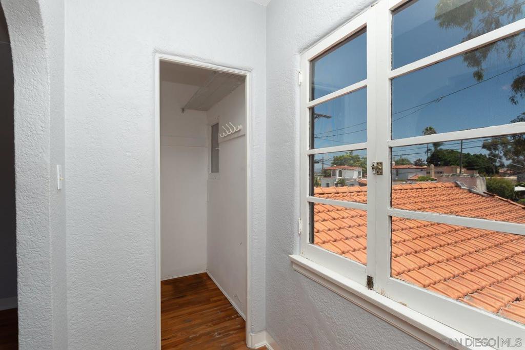 1240 Golden Gate Dr. Property Photo 34