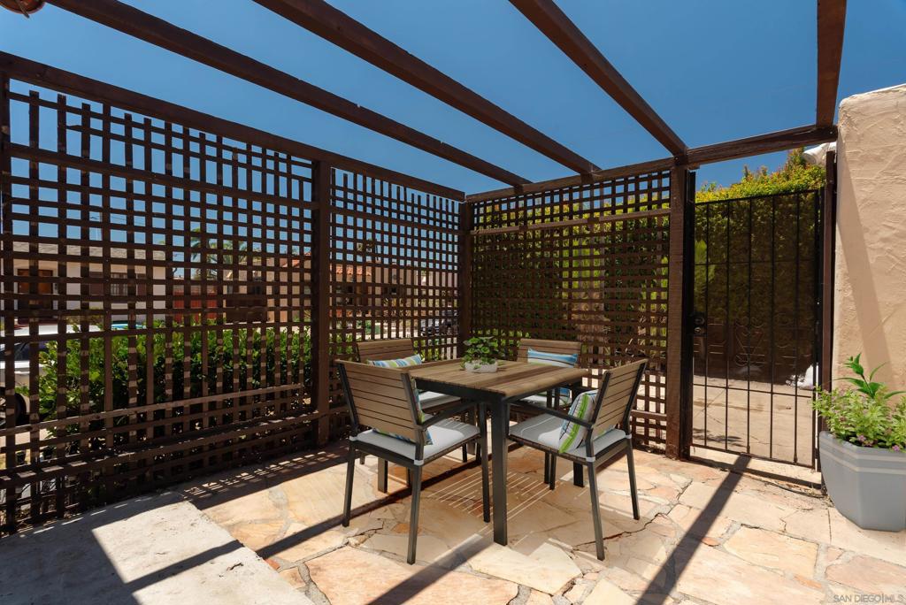 1240 Golden Gate Dr. Property Photo 40