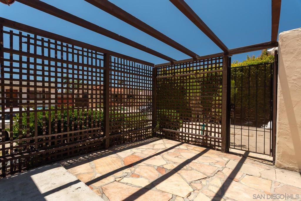 1240 Golden Gate Dr. Property Photo 41