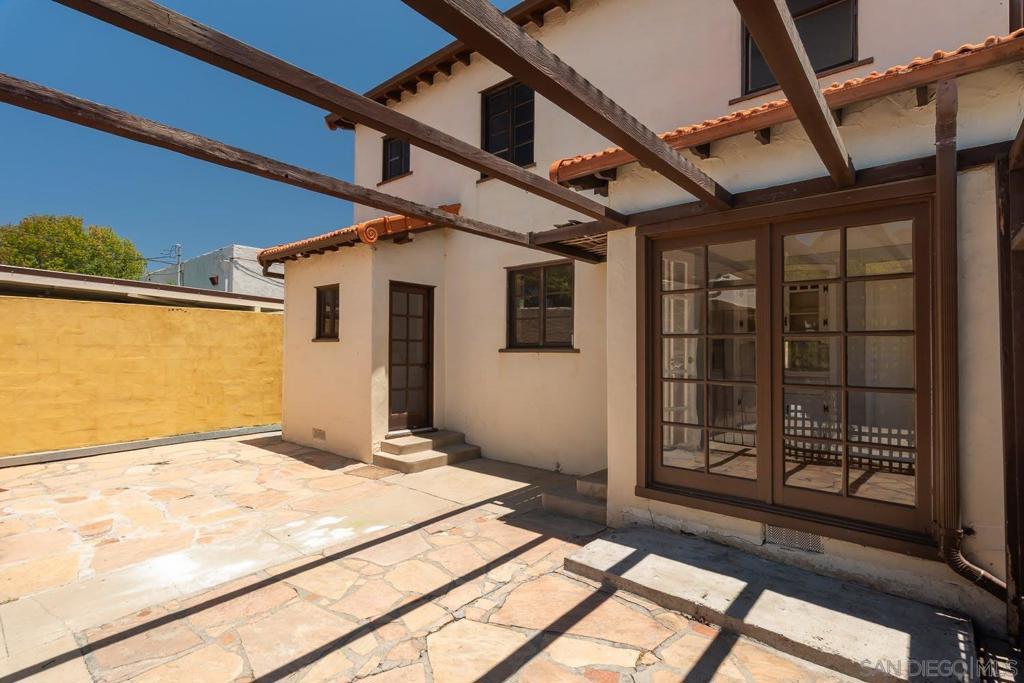 1240 Golden Gate Dr. Property Photo 42